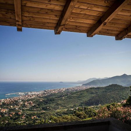 Il Capanno Hotel Pietra Ligure Luaran gambar