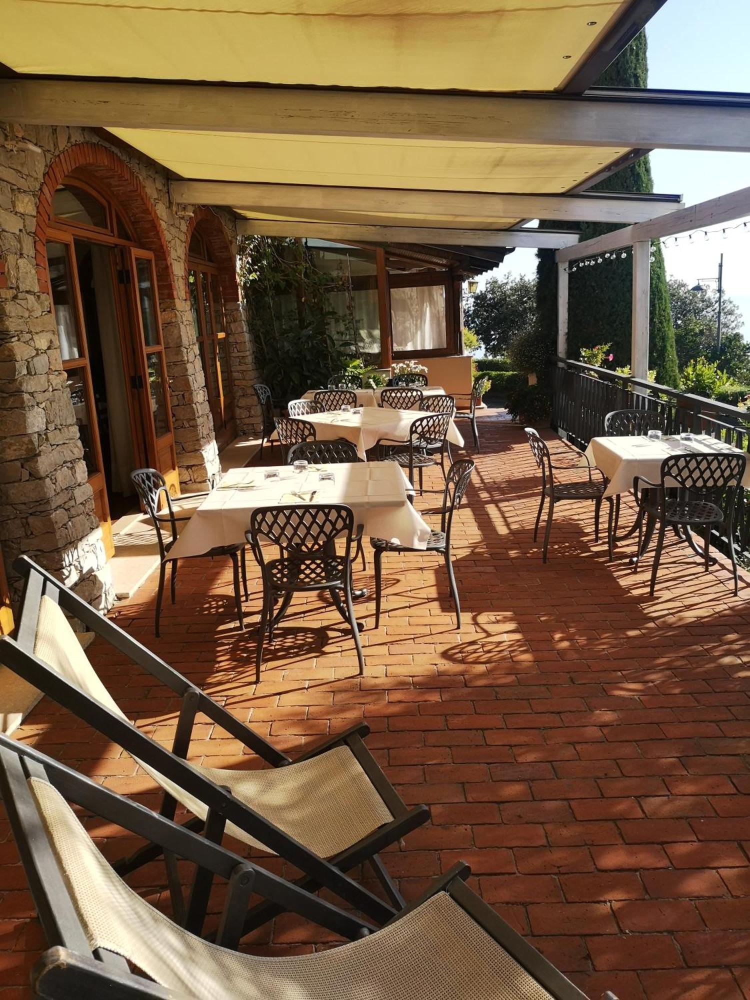 Il Capanno Hotel Pietra Ligure Luaran gambar