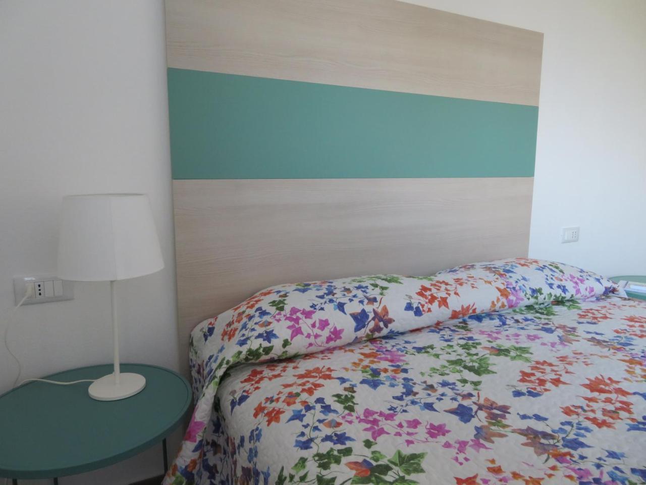 Il Capanno Hotel Pietra Ligure Luaran gambar